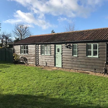 Tiptoe Steeple Ashton Exterior foto